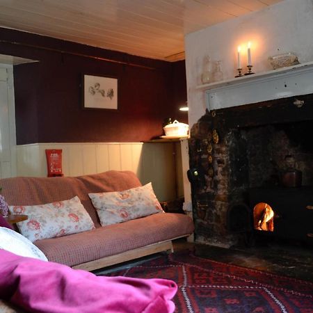 New Inn Brilley Whitney Екстериор снимка